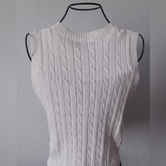 Love Tree White Cable Knit Sweater Vest - Picture 4 of 6